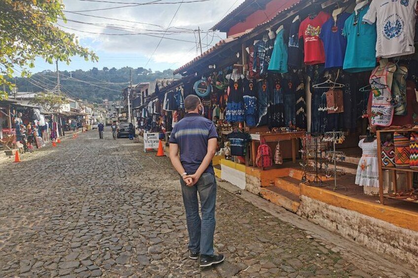 Classic Ruta de las Flores: Towns, Coffee Tour & Hot Springs 3
