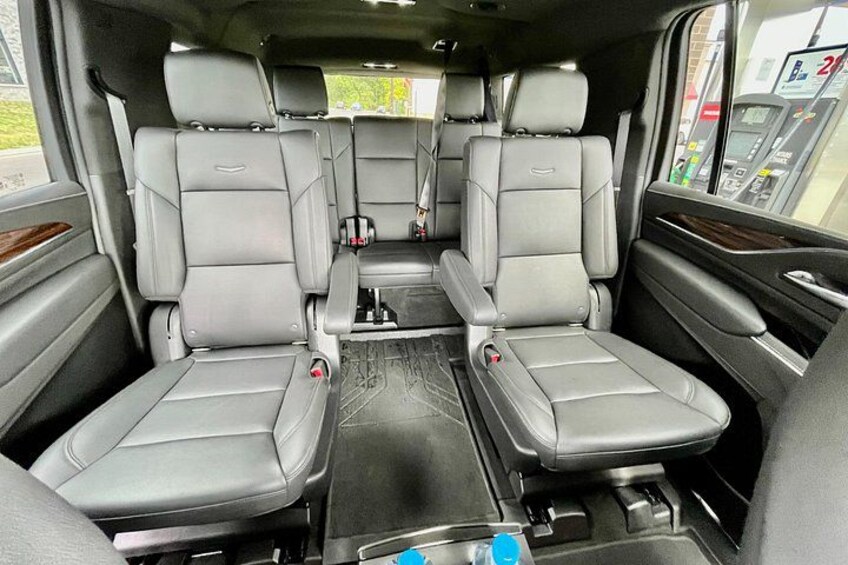 4 Hours Private Chauffeured DC Sight Seeing Tour / SUV & Sedan 5