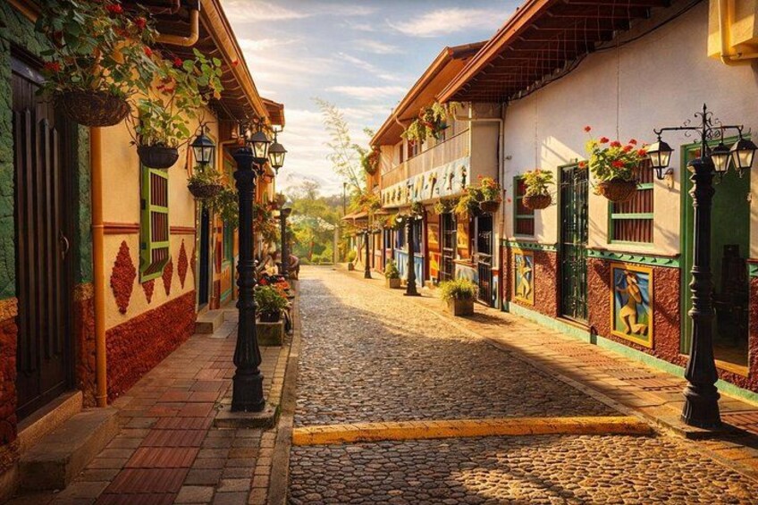 If you wish to see Guatape this empty, the earlier the better 2