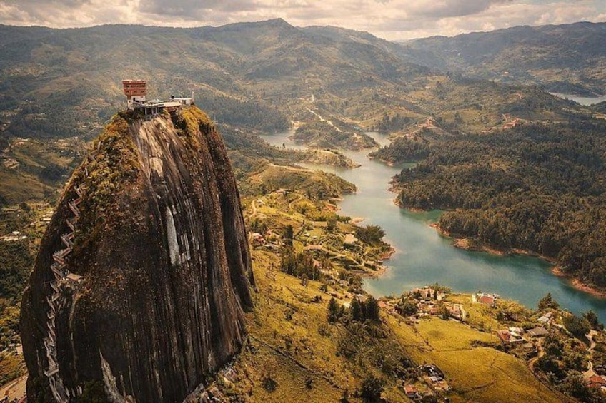 Private tour to Guatapé and El Peñol Rock with flexible pace and personal guide. 4