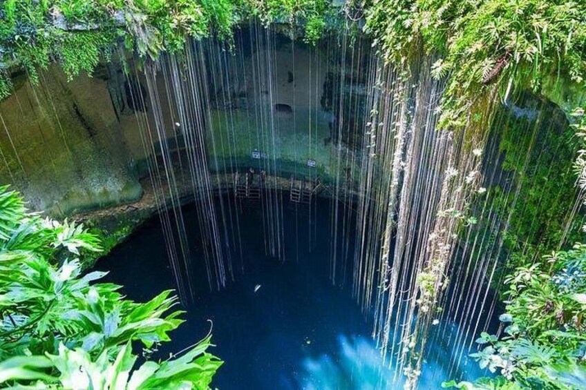 Cenote Ik-Kil 1