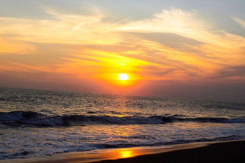Atardecer en Monterrico. 2
