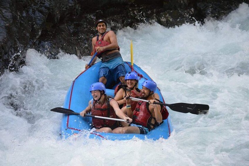White Water Rafting Upper Naranjo River (Chorro section, Dec. 15th - May 15th) 4
