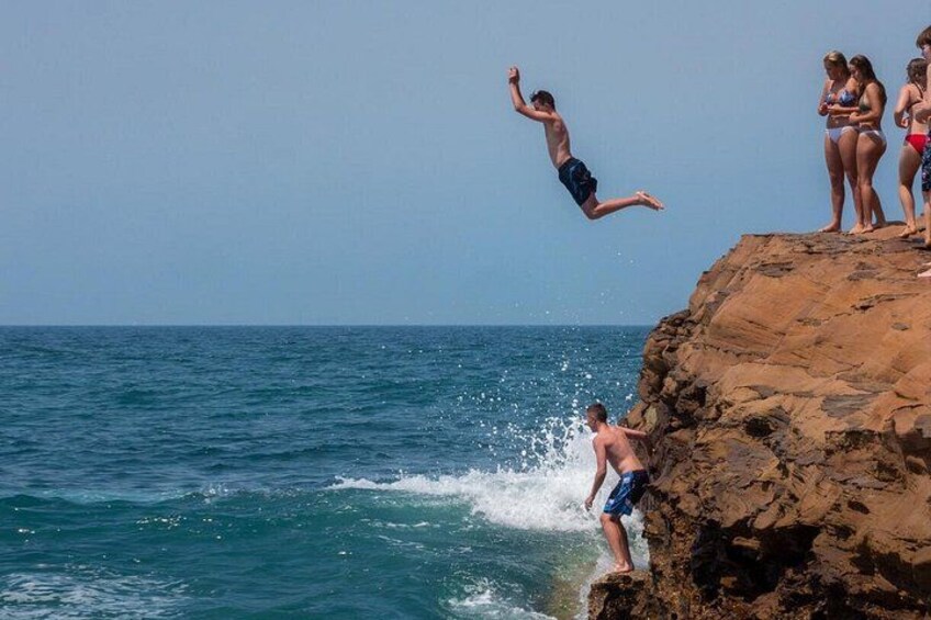 Watch Daredevil Locals Enjoying the Seas 4