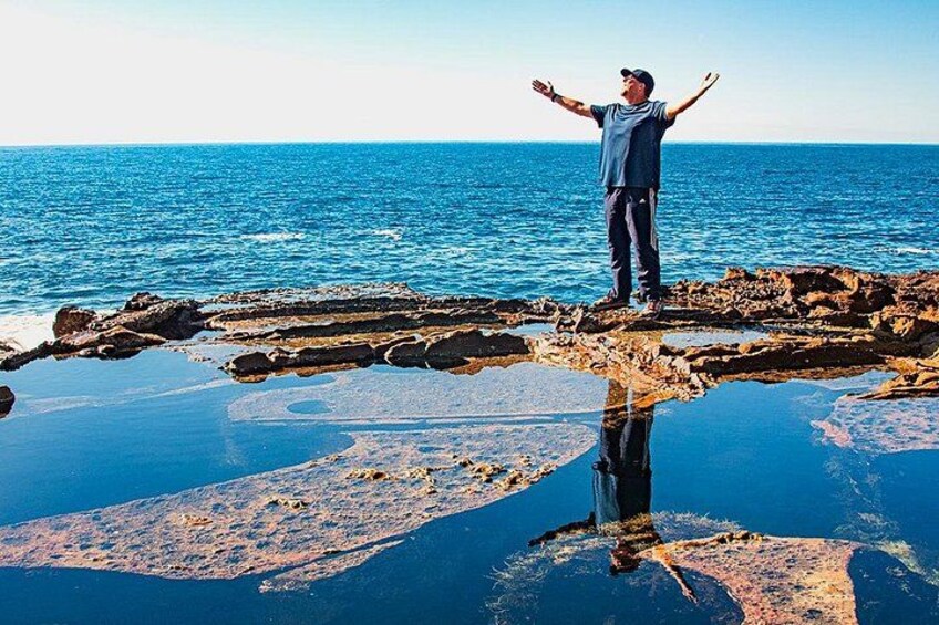 Nature's Aquatic Playground: Discover Stunning Rock Pools by the Sea 2