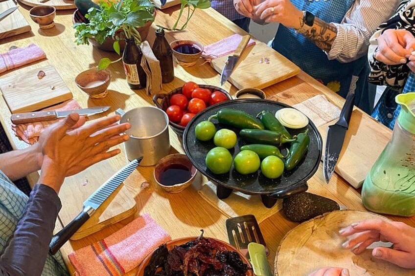 Learn to Cook Mexican Salsas 1