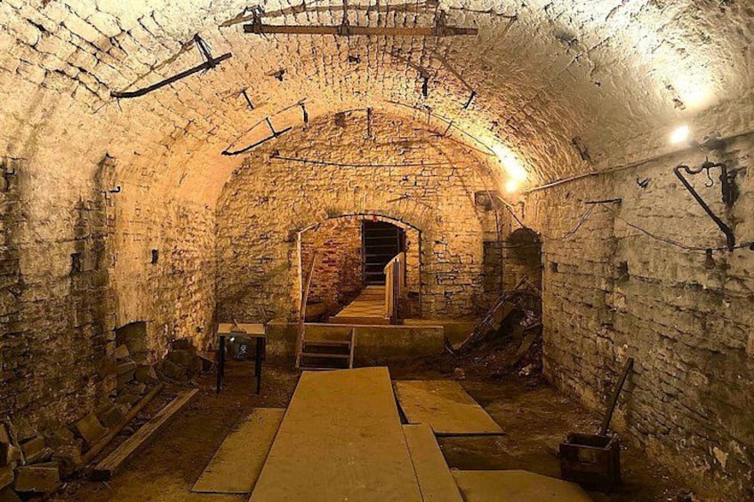 Schmidt-Crown Cellar 3