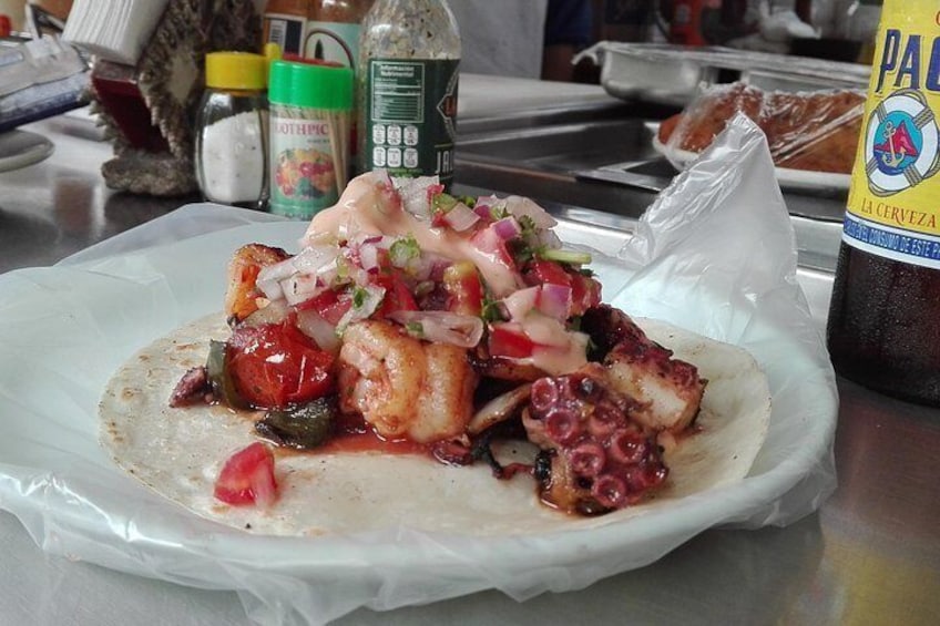 Taco101 - daytime taco walk - all inclusive. 2