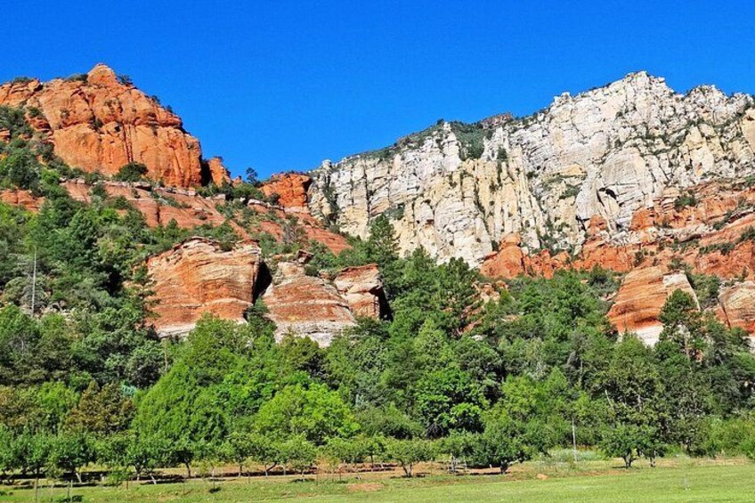 Oak Creek Canyon Scenic Jeep Tour: Smooth Route 89A Views 2