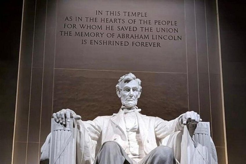Lincoln Statue 4