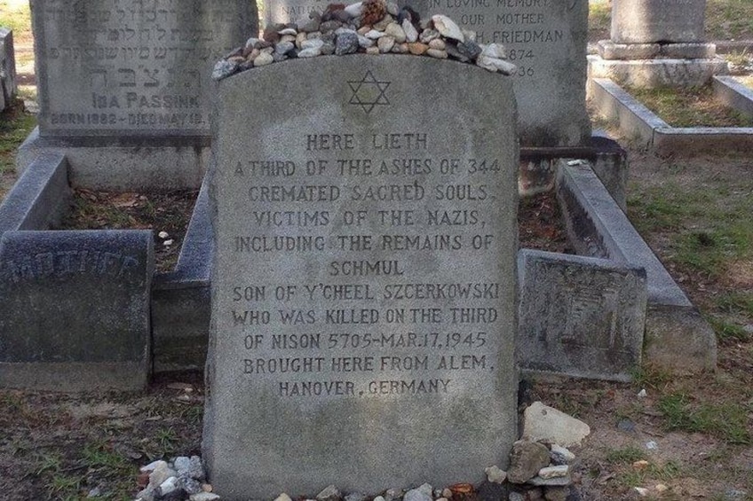 Bonaventure Cemetery Walking Tour with Transportation 3