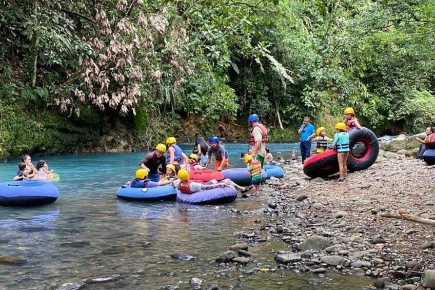 RÍO CELESTE COMBO: River Tubing+Blue Waterfall+Exotic Wildlife 2