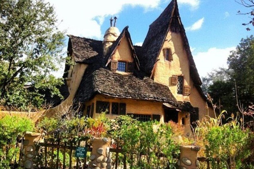 The Witch Also Lives in LA 4