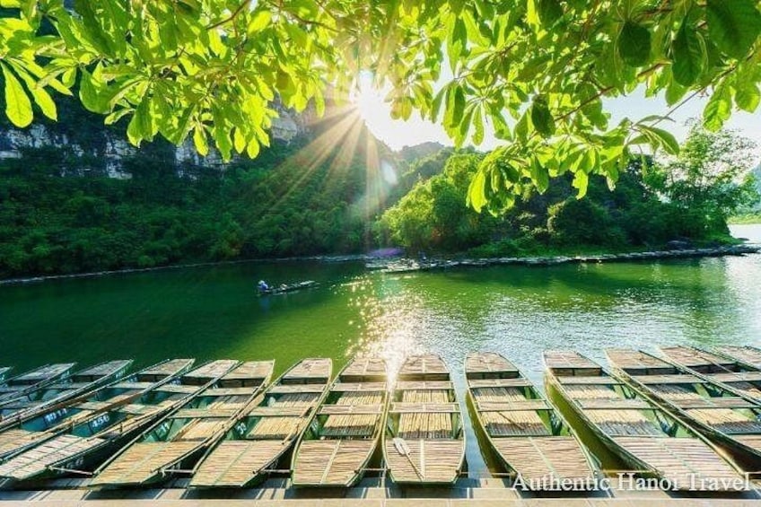 1 Day Luxury Tour in Bai Dinh, Trang An and Mua Cave 5