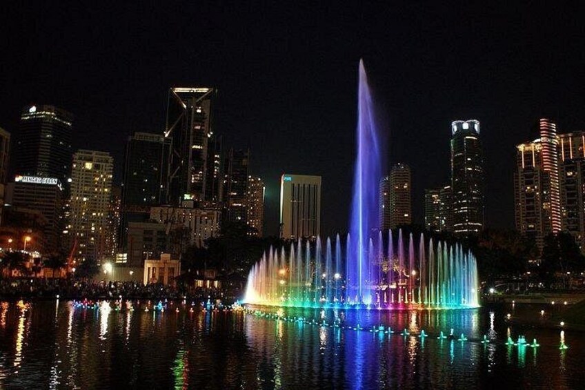 KLCC Lake Symphony & The River of Life Tour from Kuala Lumpur 2