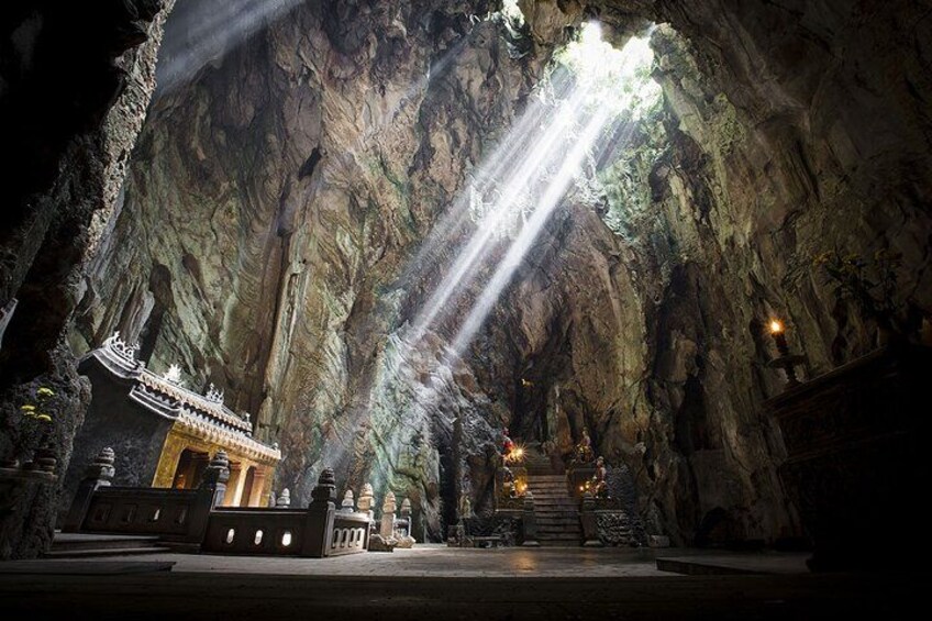 Bus Transfer from Hue to Hoi An with Sightseeing 2