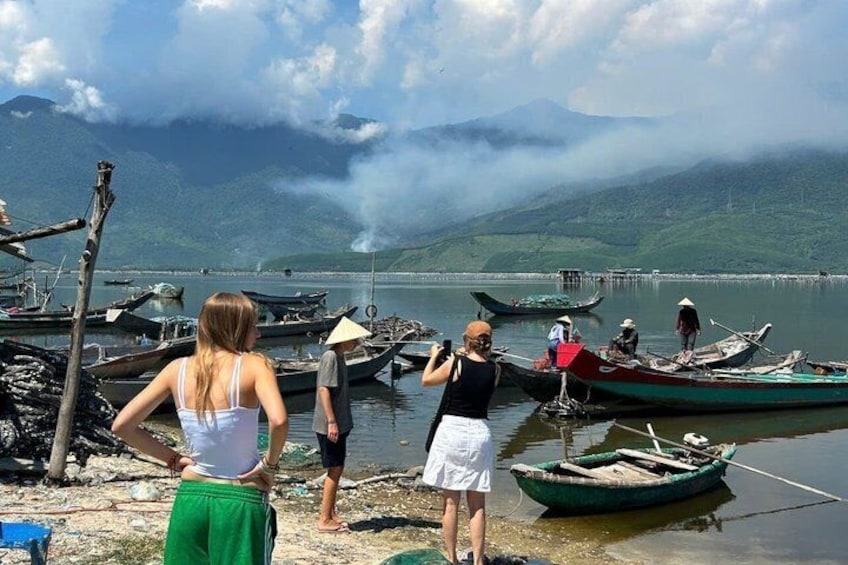 Bus Transfer from Hue to Hoi An with Sightseeing 2