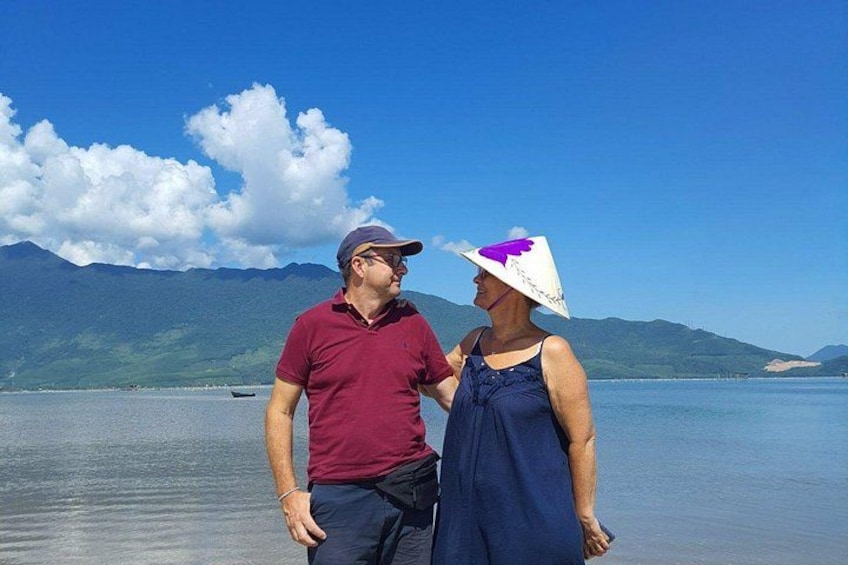 Bus Transfer from Hue to Hoi An with Sightseeing 2