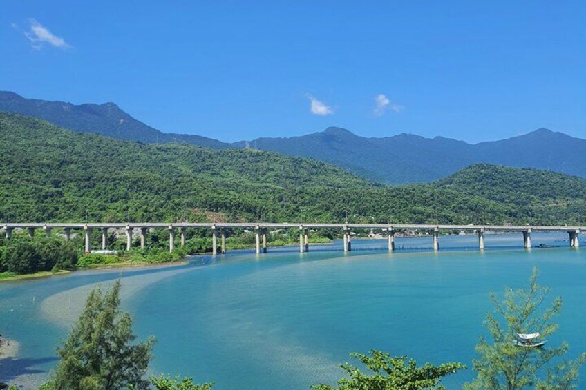 Bus Transfer from Hue to Hoi An with Sightseeing 5