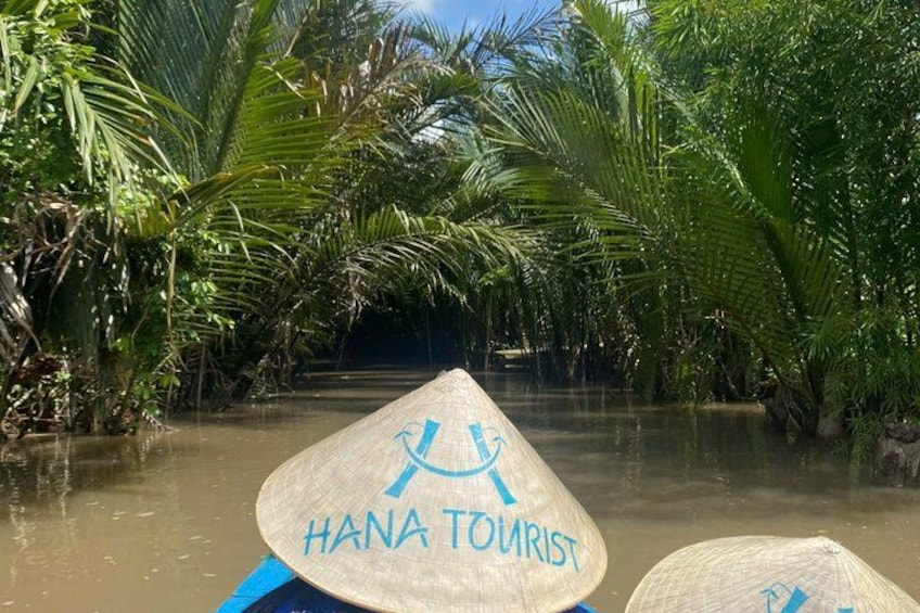 Mekong Delta Small Group Tour with Vinh Trang Pagoda (Max 10) 4
