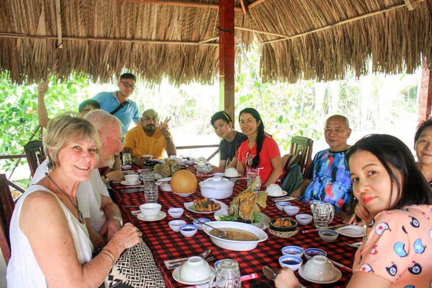 Mekong Delta Small Group Tour with Vinh Trang Pagoda (Max 10) 2