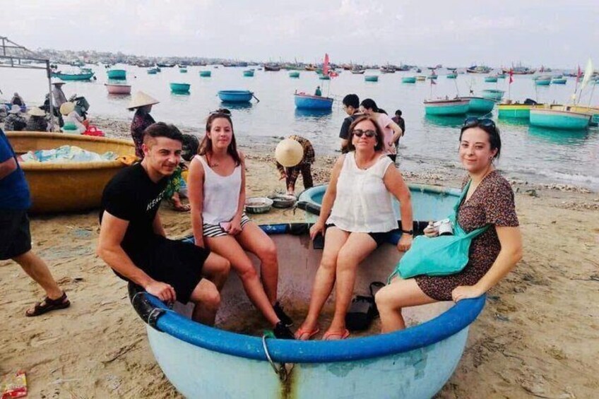 5-Hour Sunrise or Sunset Jeep Tour from Mui Ne 4