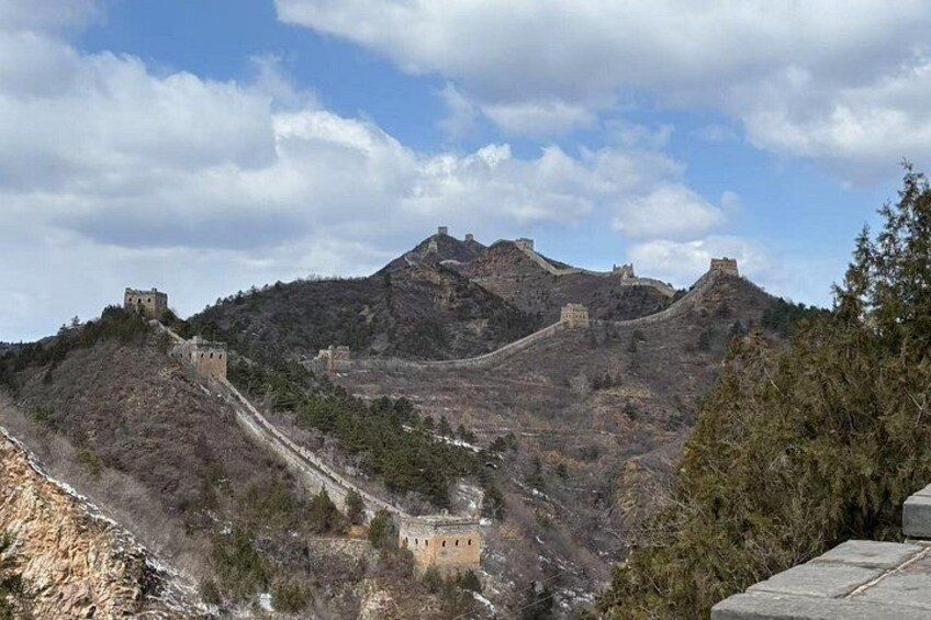 The Great Wall of China, a series of fortifications, and a mountainous landscape. 2