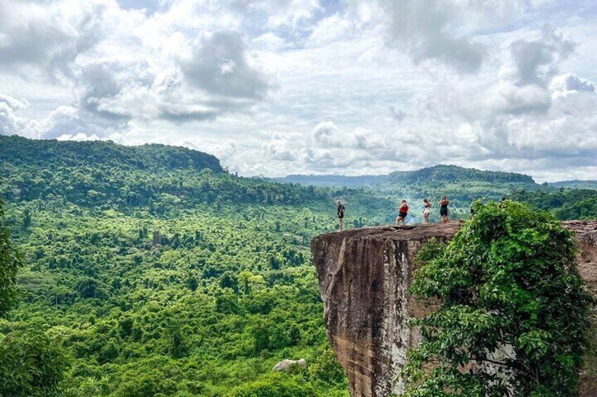 Kulen Mountain Waterfall & Kampong Phluk Floating Village Tour 