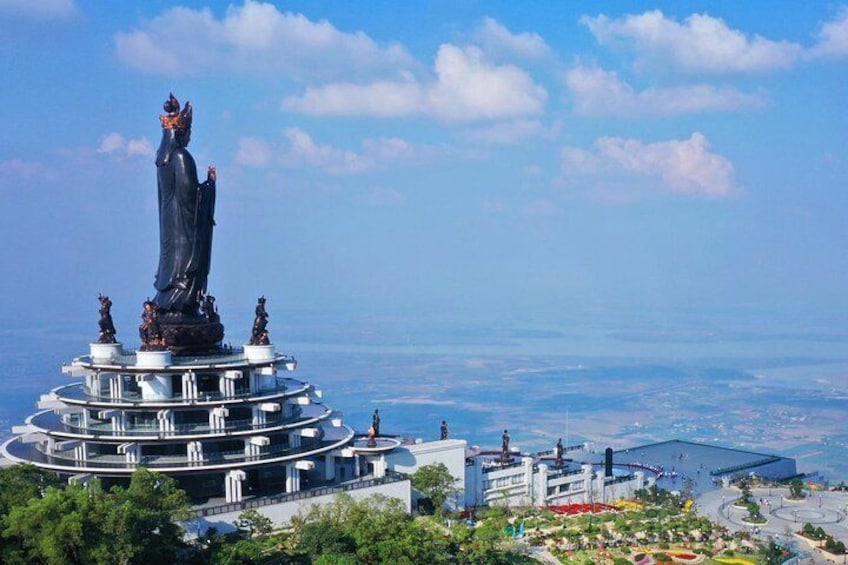 Visit to the beautiful statue 3