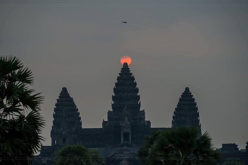 2-Day Angkor Wat, Small, Big Circuit & Banteay Srei Private Tour 2