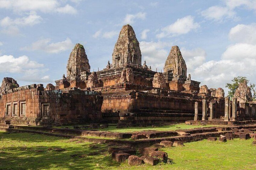 2-Day Angkor Wat, Small, Big Circuit & Banteay Srei Private Tour 5