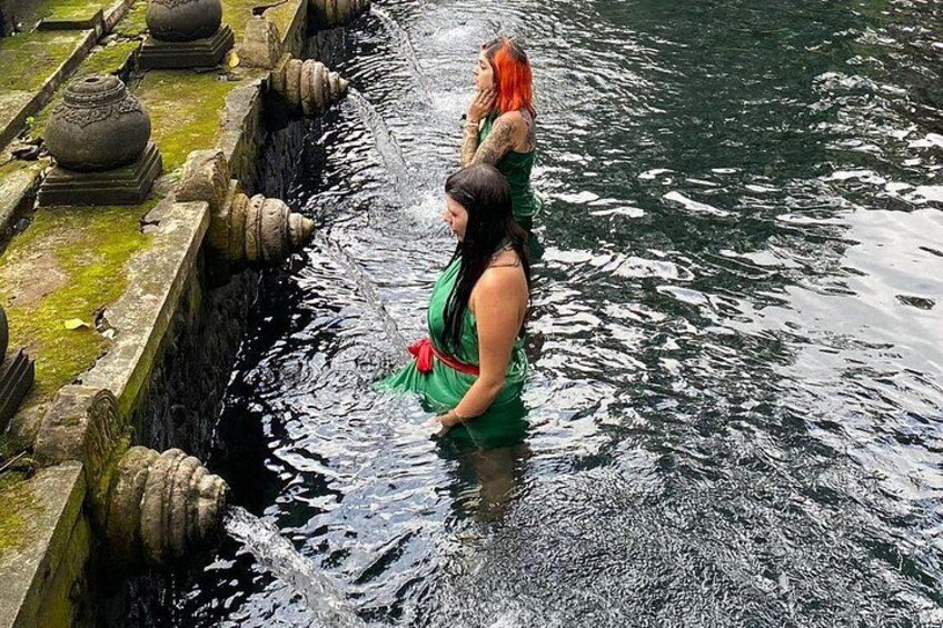 Purification at Holy Spring Temple 2