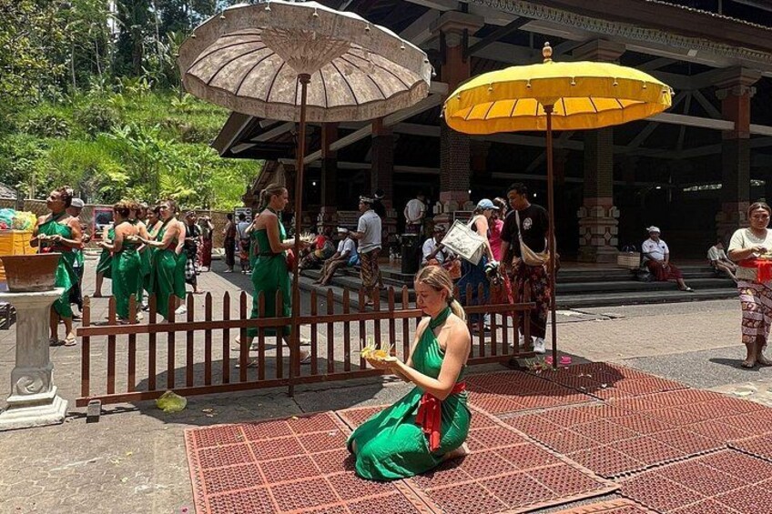 Purification at Holy Spring Temple 3
