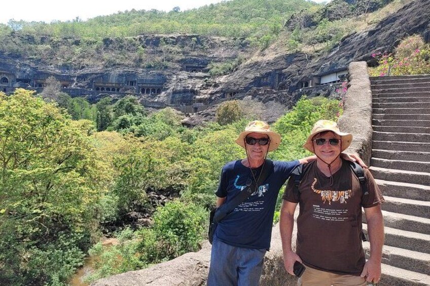 Mumbai to Aurangabad: Ajanta & Ellora with Return Flights 3