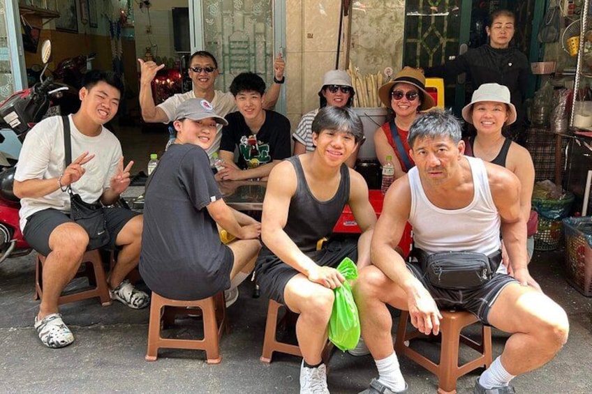 Super Niche Walking Street Food Tour in Ho Chi Minh City 3
