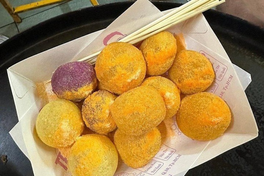Super Niche Walking Street Food Tour in Ho Chi Minh City 3