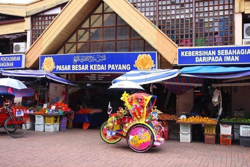 Pasar Payang with full of goods