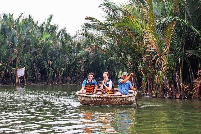 Bamboo basket boat 4