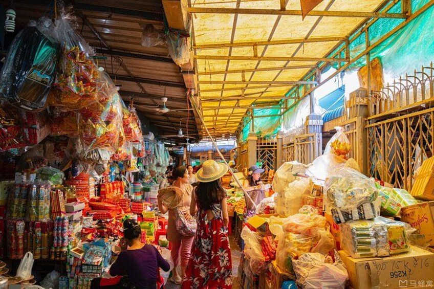 Half-Day Phnom Penh City Tours 4