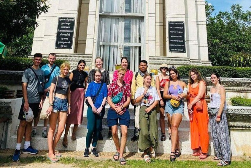 The Killing Field and Toul Sleng Genocide Museum (S21) Tour 4