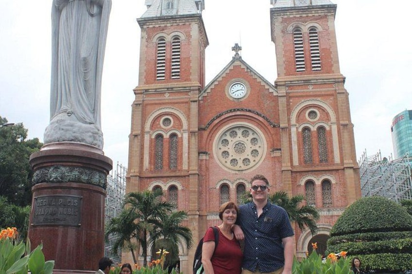 Private Saigon City tour Half Day by car 4