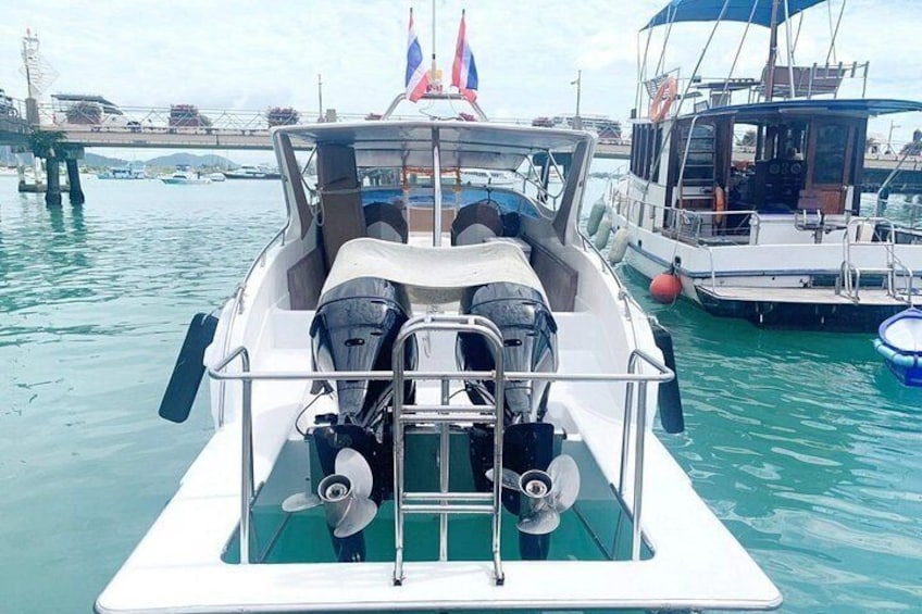 Phi Phi Islands PRIVATE SPEEDBOAT TOUR 2