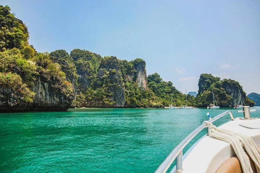 Phi Phi 2