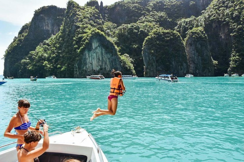 Phi Phi Lagoon 2