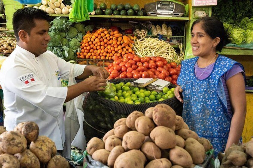 Potatoes, a world-wide staple food, originate from present-day southern Peru and were domesticated approximately 7,000–10,000 years ago. 5