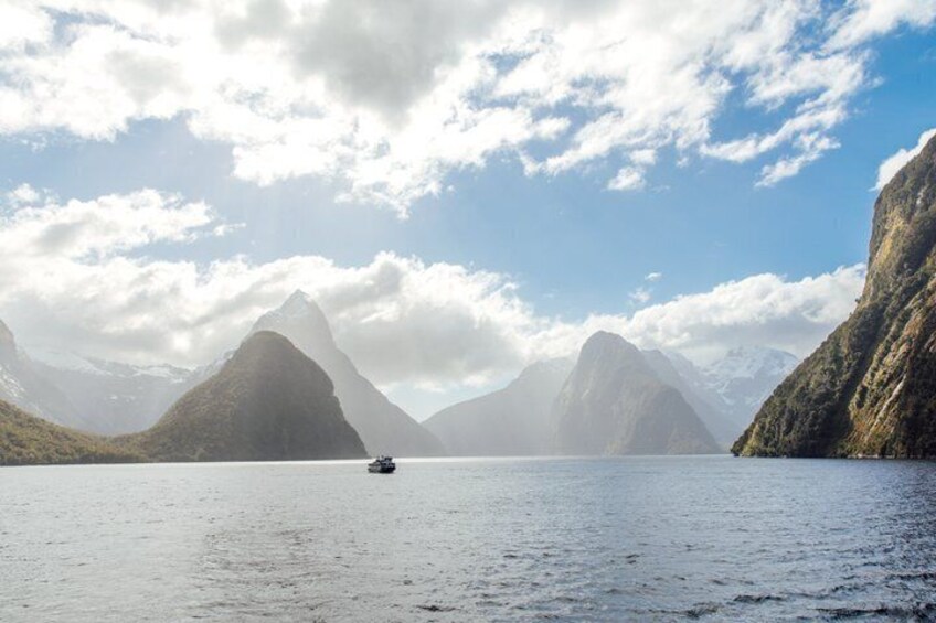 Milford Sound Flight and Cruise Tour from Queenstown 3