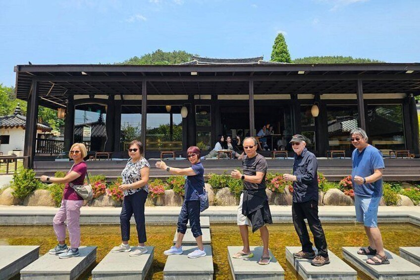 Private Busan Tour - Explore Landmarks with a Licensed Guide 4