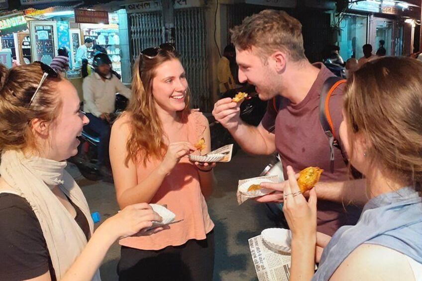 Food Tour and Eat like Locals