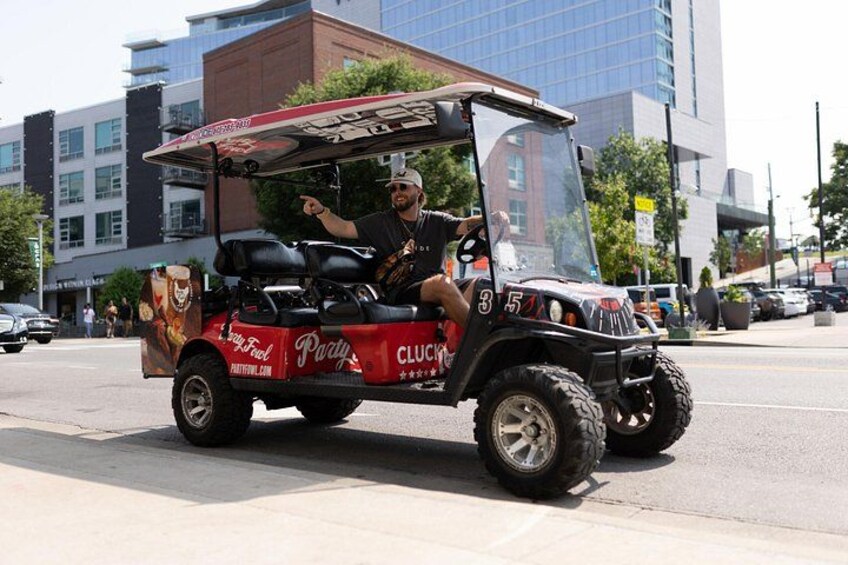 Explore the City of Nashville Sightseeing Tour by Golf Cart 2