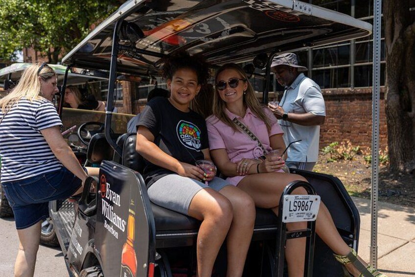 Explore the City of Nashville Sightseeing Tour by Golf Cart 3